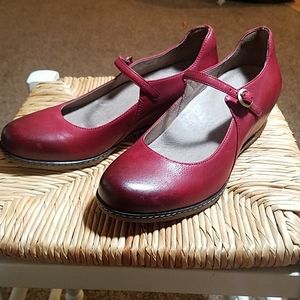 Red Dansko wedge Mary Jane -never worn